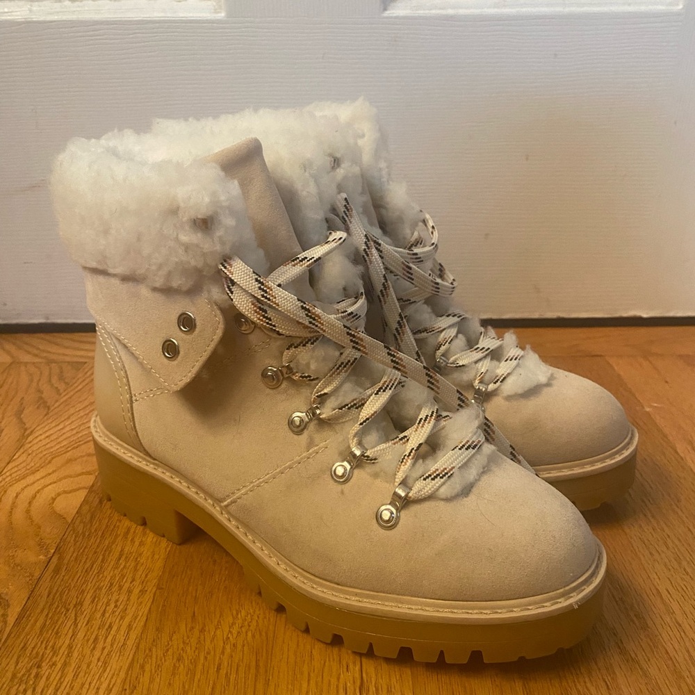 Boots with the furrrrrr
